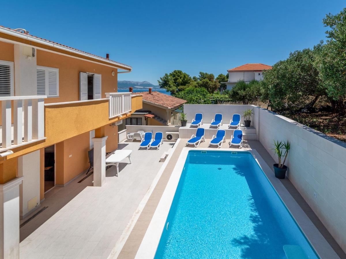 Apartment Mornar-3 By Interhome Trogir Exterior foto